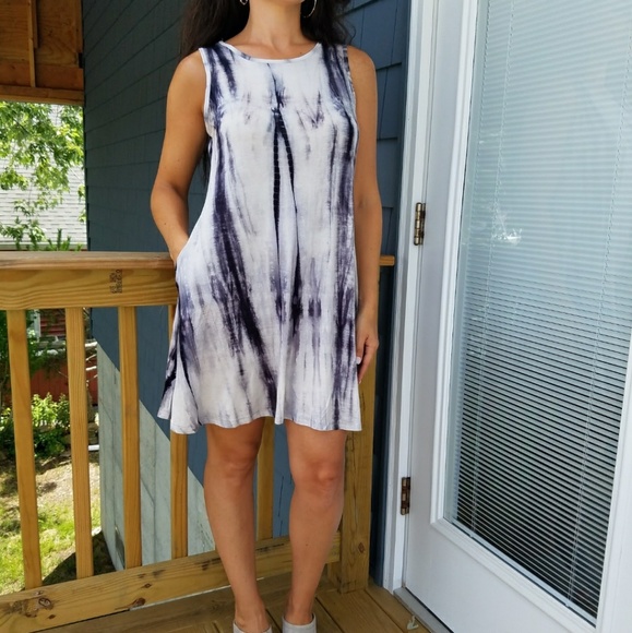 🔥SALE	🔥 Black & grey tie dye dress - Picture 2 of 10